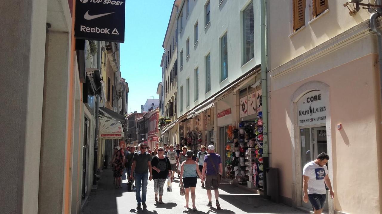 Center Old Town And 3*
